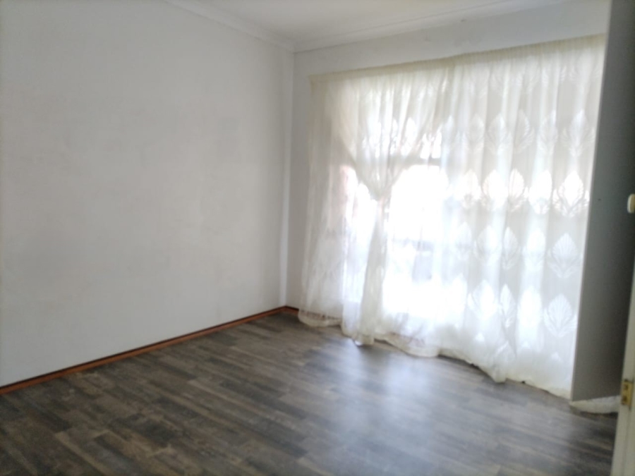 2 Bedroom Property for Sale in Safari Gardens North West